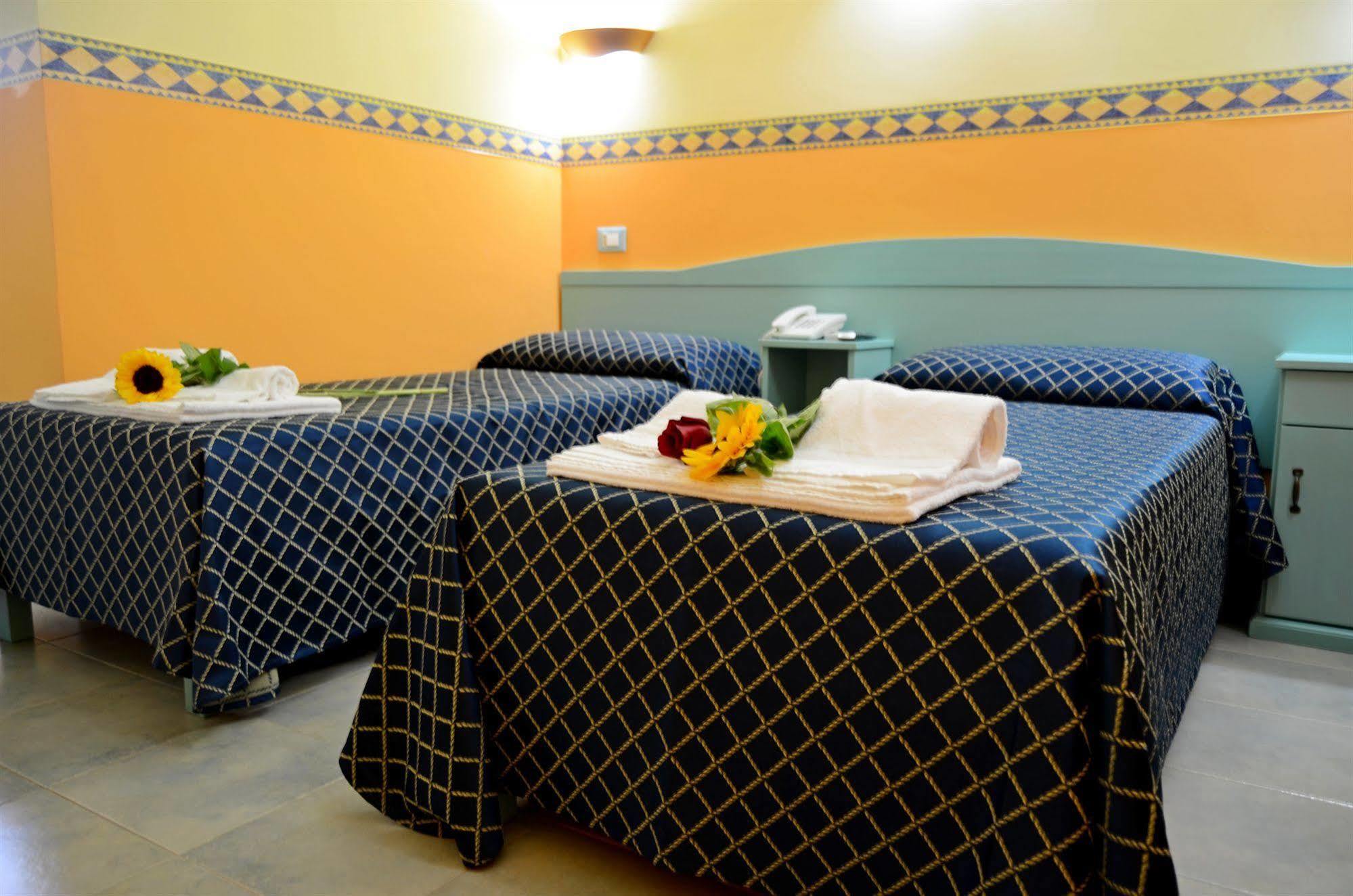Hotel Costa Antiga Castelsardo Luaran gambar